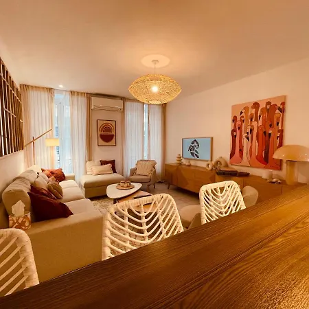 Renting - Paganini - Spacious - 2 Bedrooms - King Bed - Bathtub - Heart Of ניס