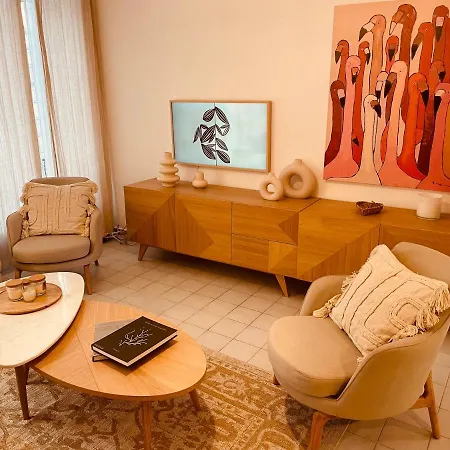 아파트 Renting - Paganini - Spacious - 2 Bedrooms - King Bed - Bathtub - Heart Of 니스